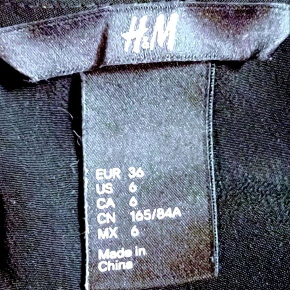 VINTAGE BLACK FLOUNCE PLEATED FESTIVE PARTY DRESS WOMEN'S SIZE 6 - Picture 7 of 9